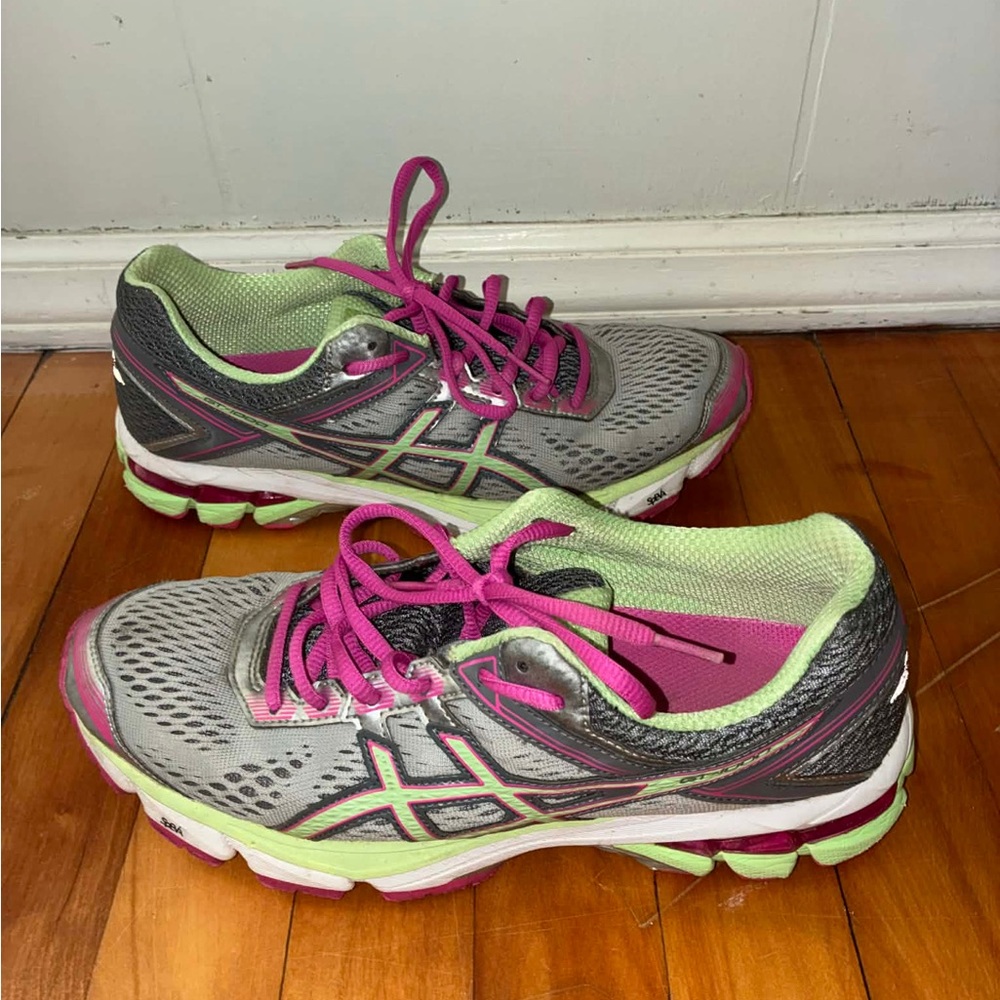 EUC ASICS T5A8N Women US 9 M GT-1000 4 Running Shoes Silver Pistachio Pink